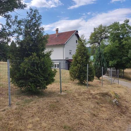 Studio Apartman Sonja Otočac Exteriör bild