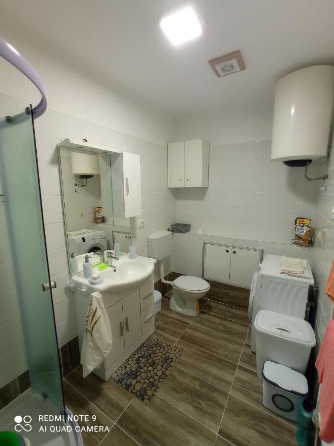 Studio Apartman Sonja Otočac Exteriör bild