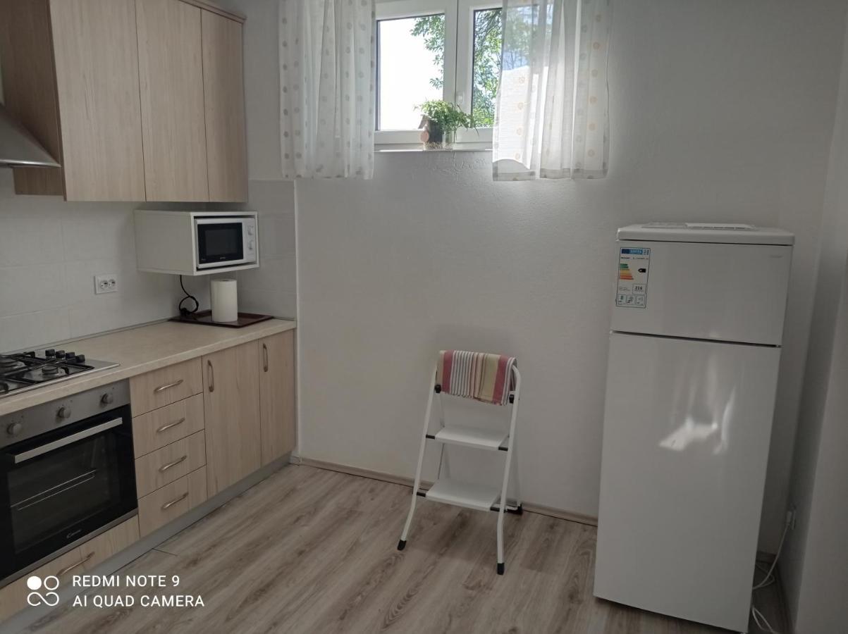 Studio Apartman Sonja Otočac Exteriör bild