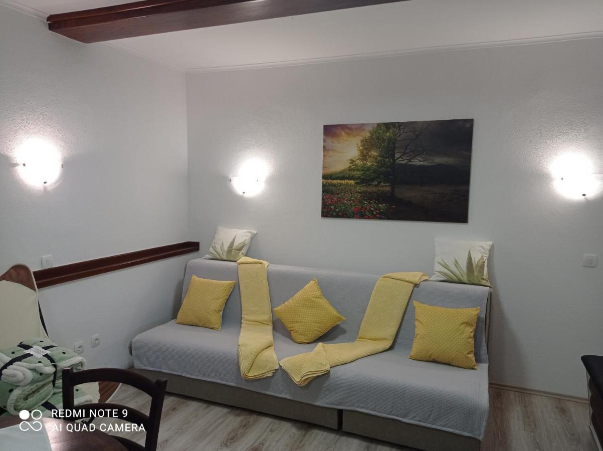 Studio Apartman Sonja Otočac Exteriör bild