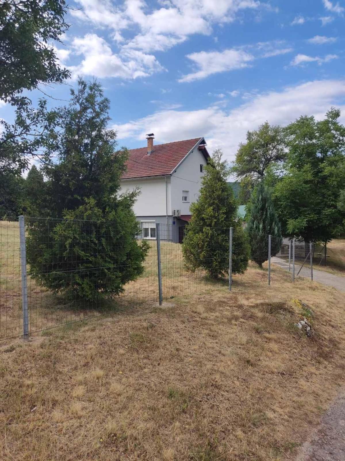Studio Apartman Sonja Otočac Exteriör bild